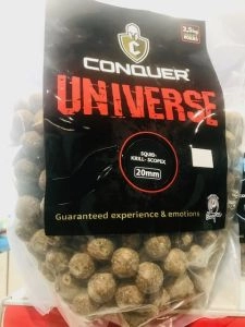 Boilies Universe 2,5kg Robin Red Forest Fruits 20mm